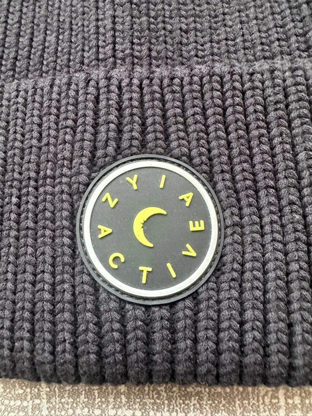 Zyia Active Black Gady Valley Beanie NWT Ribbed Knit Logo Cuffed Hat
